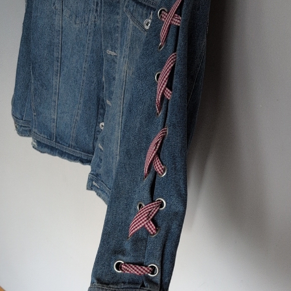 Zara Blue Denim Distressed Jeans Jacket with Lace-Up Details. Size Medium - Picture 6 of 10